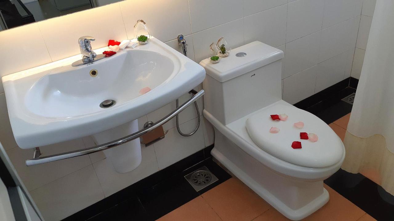 Quality Guest House Kuantan Esterno foto